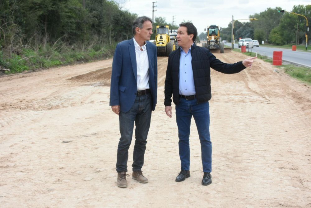 Katopodis recorrió las obras sobre la Ruta Provincial 53
