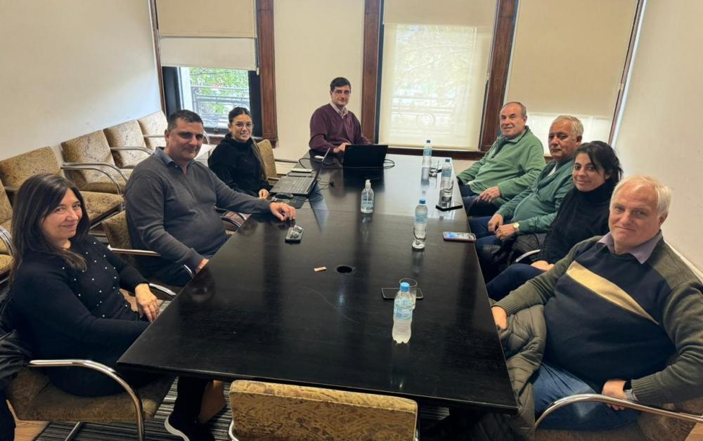 EDELAP se reunió con la Federación de Instituciones para asesorar sobre el servicio eléctrico