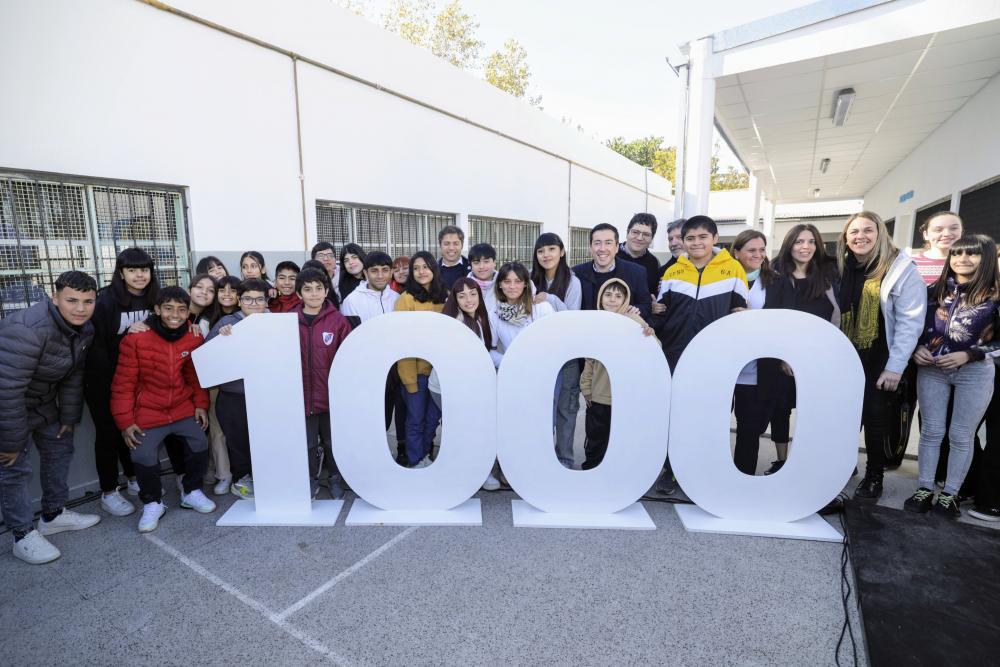 Kicillof: “Somos una sociedad entera que apoya la escuela pública para que los bonaerenses tengan un futuro mejor”