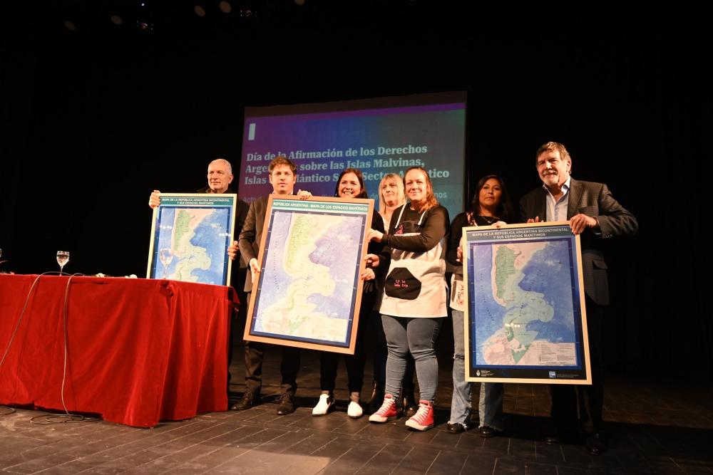 Kicillof encabezó el cierre de una jornada por la reafirmación de la soberanía sobre las Islas Malvinas