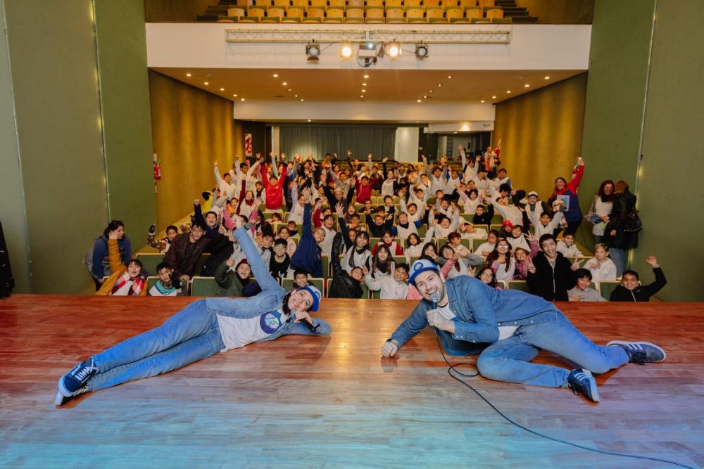 Más de 1.700 niños y niñas disfrutaron de las presentaciones de la “Liga de la Energía” junto a Edelap