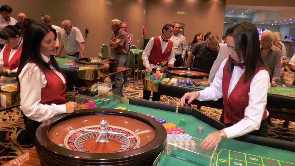 Avanza el proyecto para que los empleados de bingos y casinos cobren a través del Banco Provincia