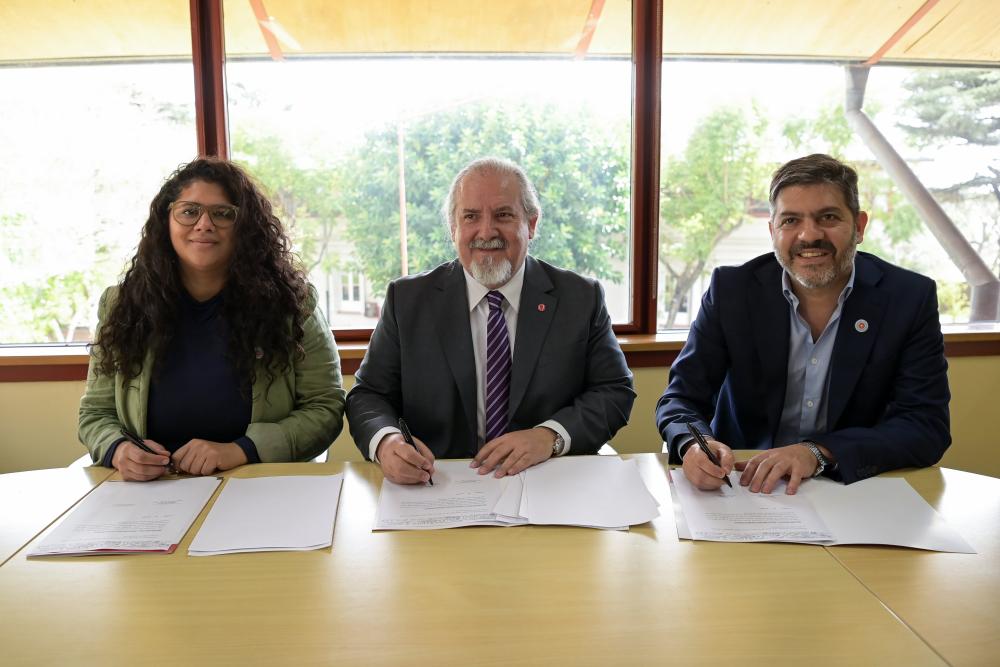 Bianco y Barrios firmaron un convenio para ampliar la asistencia alimentaria