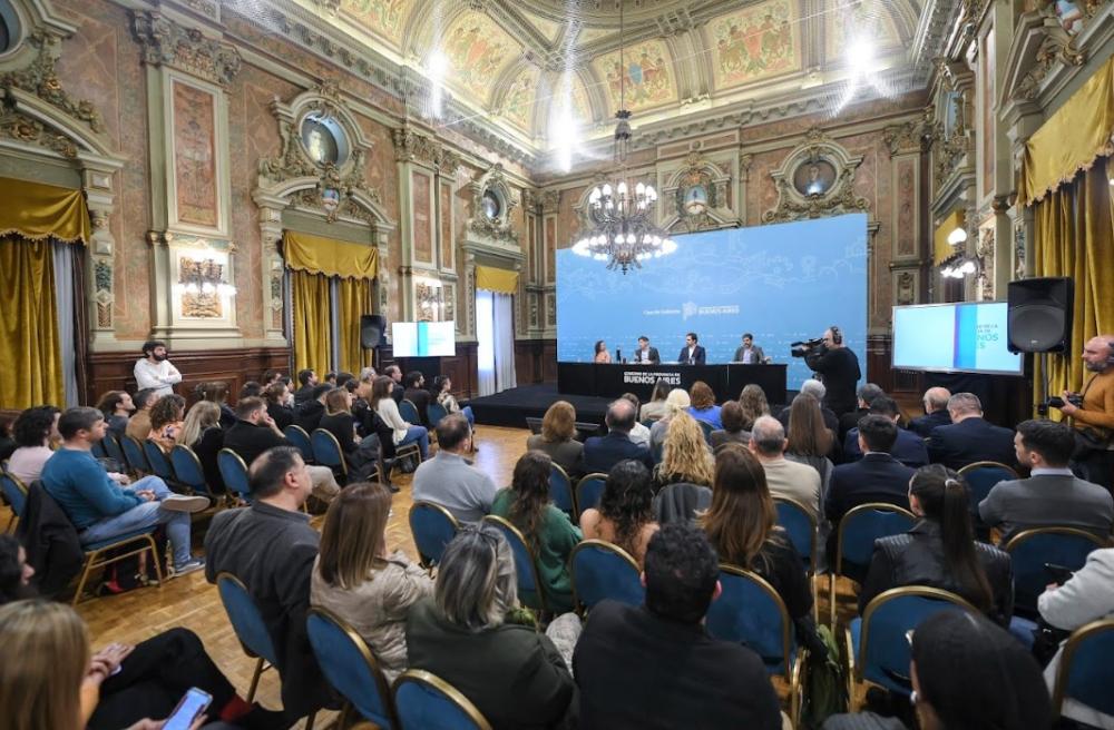 Kicillof y Kreplak presentaron la campaña bonaerense de prevención frente al dengue