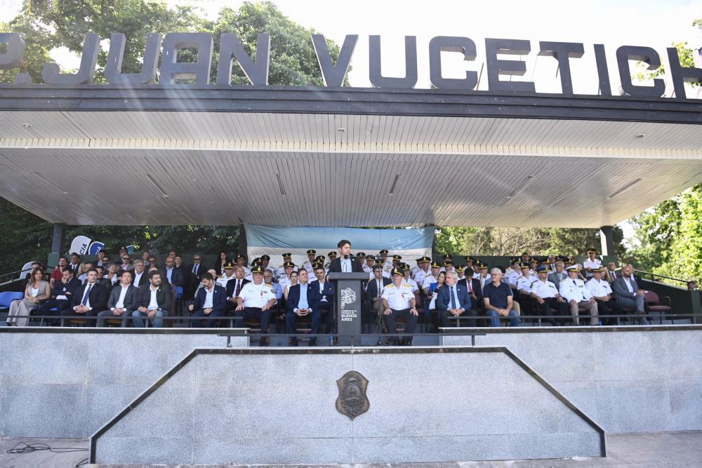 Kicillof encabezó el acto por el Día de la Policía de la Provincia