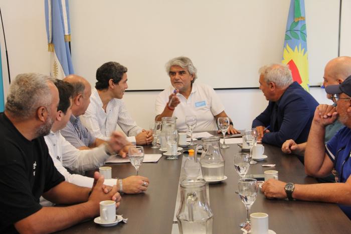 Correa recibió a representantes de empleados de estaciones de servicio