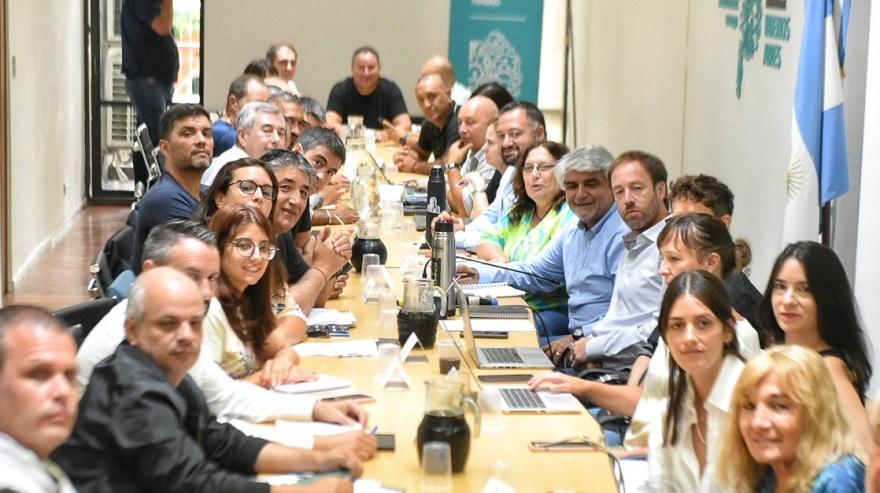 La Provincia acordó con los representantes de la Ley 10430 un aumento escalonado de 9%