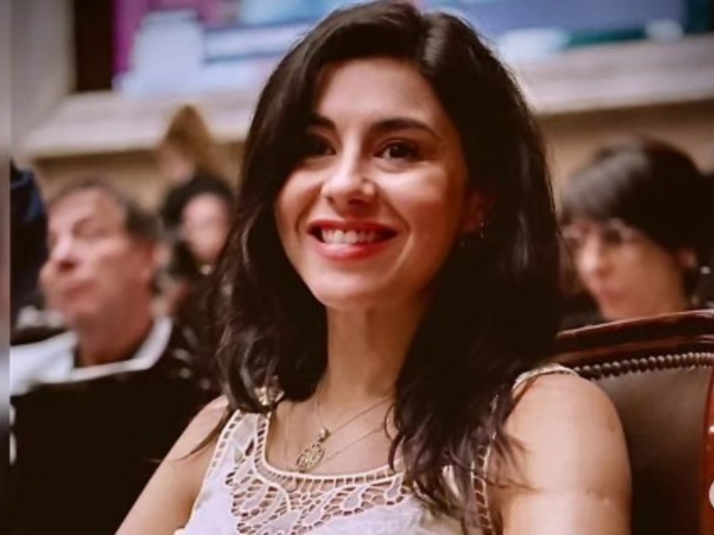 Pagano: "Se termina un curro que tenía de rehenes a todos los comercios del país"