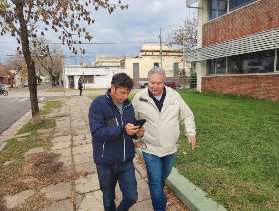 Kicillof recorrió zonas afectadas por el temporal