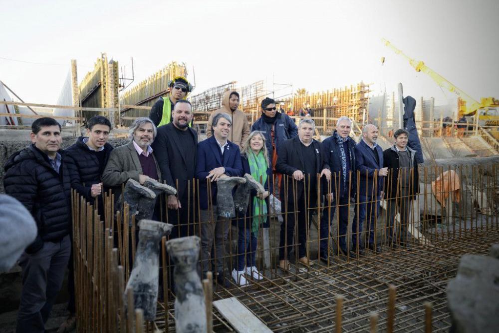 Kicillof recorrió la obra de la nueva planta potabilizadora para la Región Capital