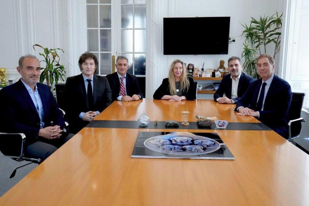 Con Milei como tracción, el PRO se suma al despliegue libertario en Provincia