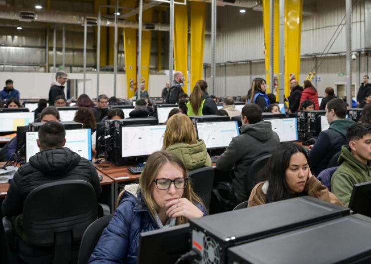 Avanzan los preparativos para las elecciones: se probó el sistema de transmisión