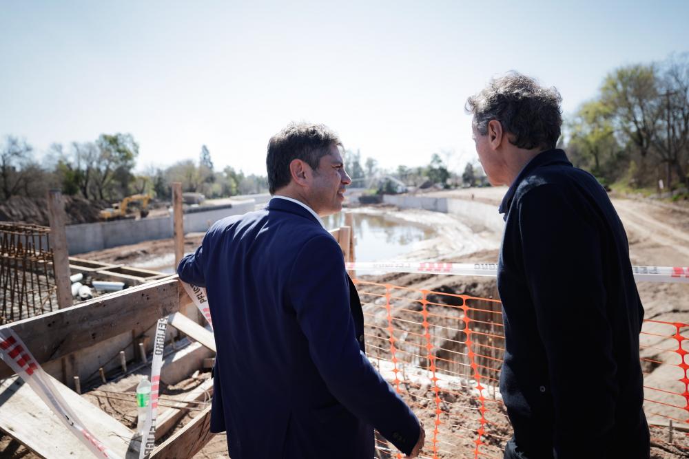 Kicillof recorrió obras hidráulicas del Río Luján