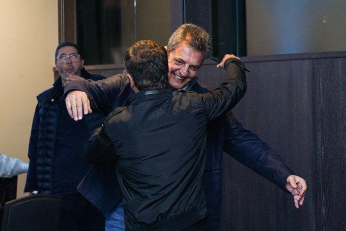 Contundente victoria de Axel Kicillof en la provincia