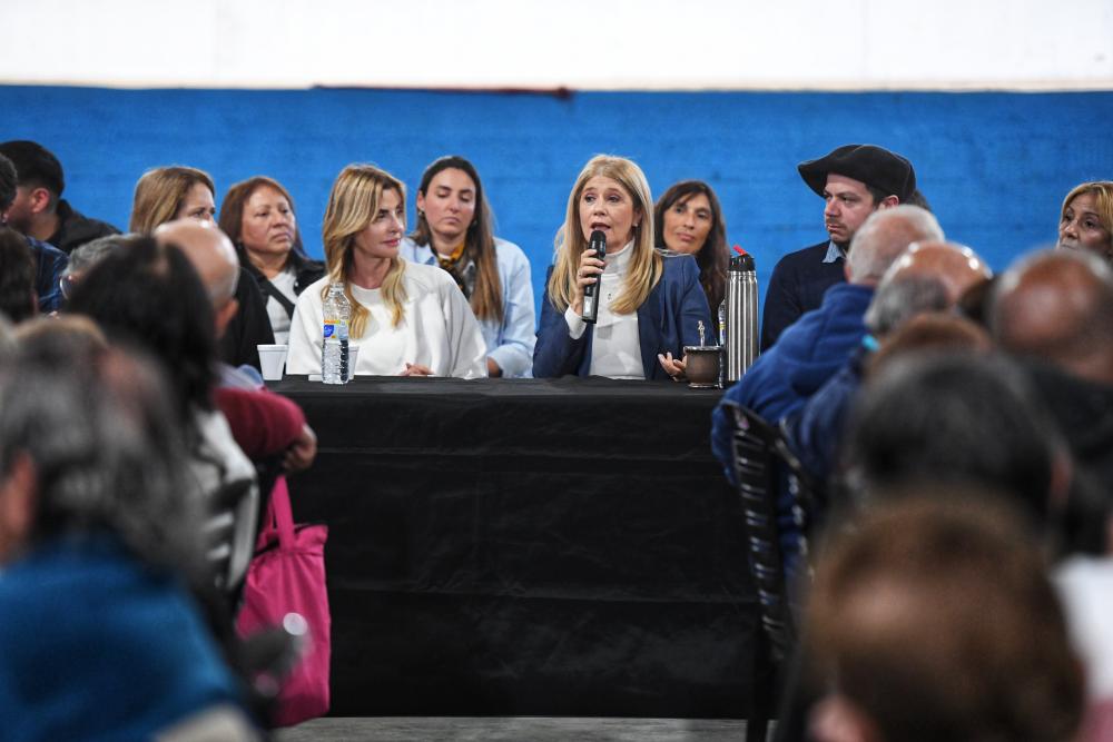 Verónica Magario afirmó que la tristeza que genera Milei se combate con un voto en contra