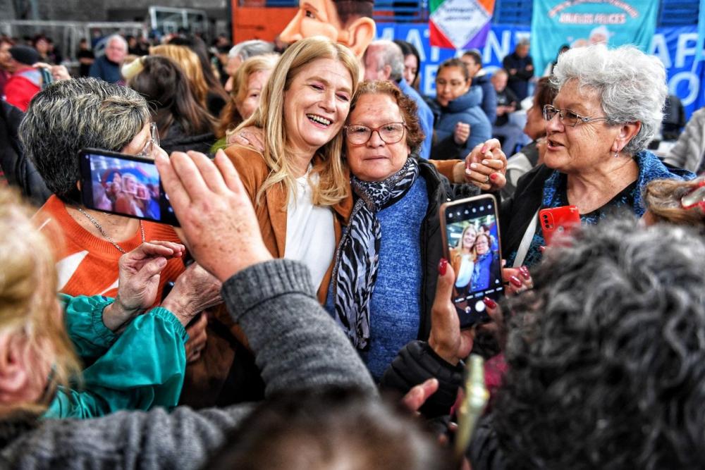 Verónica Magario: “El 7 de septiembre hay que parar a Milei antes de que nos lleve al peor de los desastres”