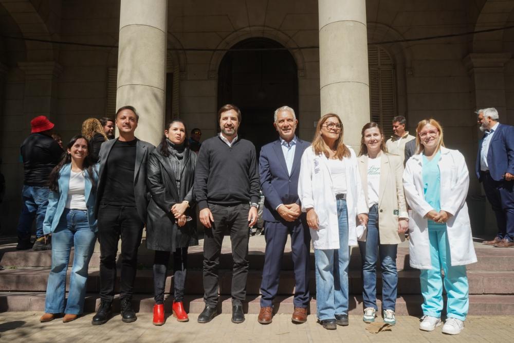 Acción Solidaria: Alak destinó al Hospital de Niños lo recaudado por el plan de compactación municipal