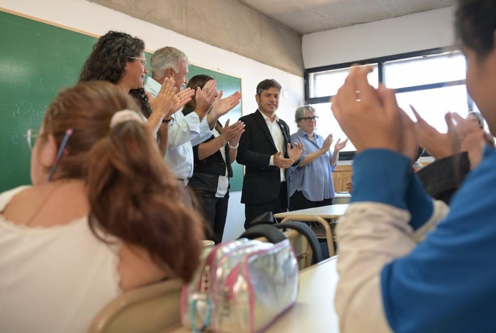 Kicillof inauguró el edificio educativo N°300