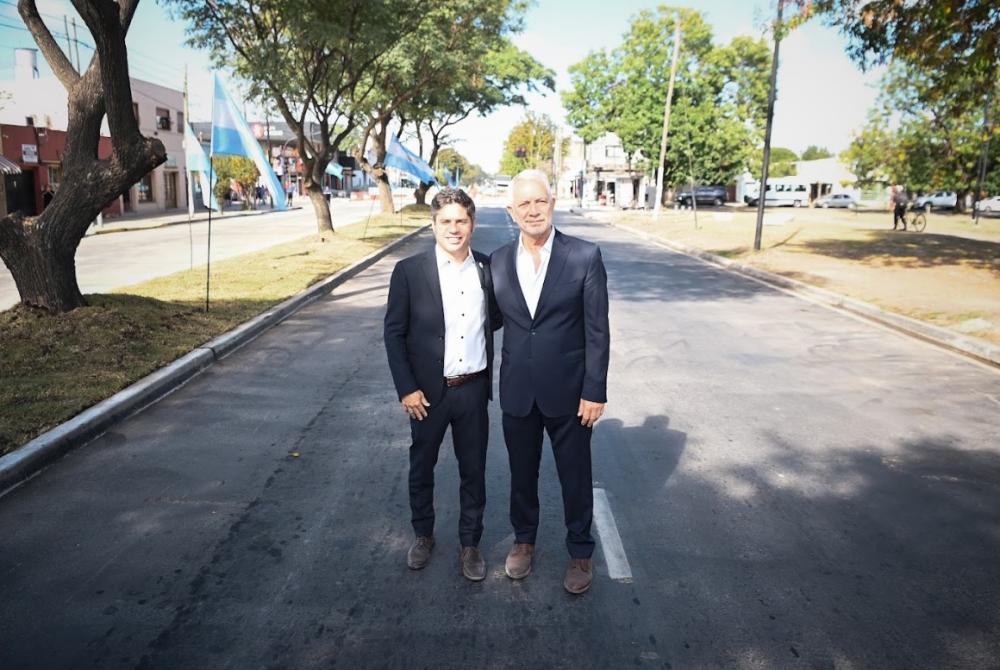 Kicillof y Alak recorrieron las obras de la Avenida 60 en Los Hornos
