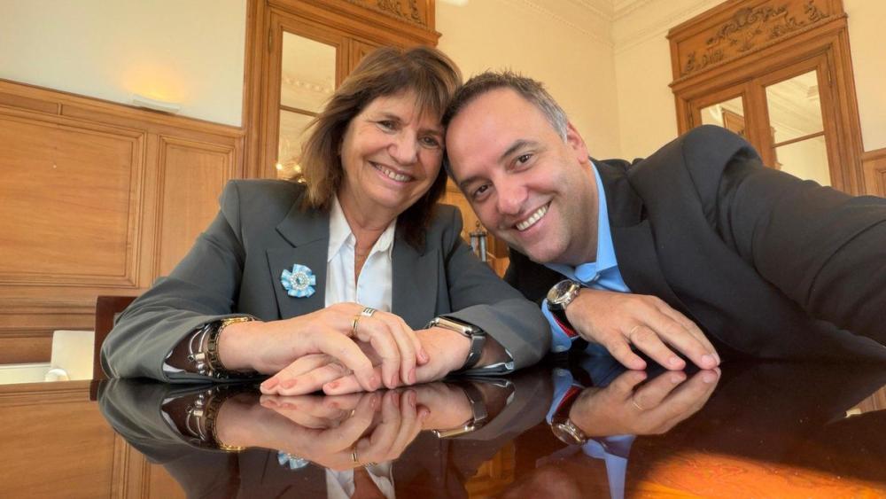 Crece la interna libertaria: Bullrich le pidió a Adorni que presente su declaración jurada "de inmediato"