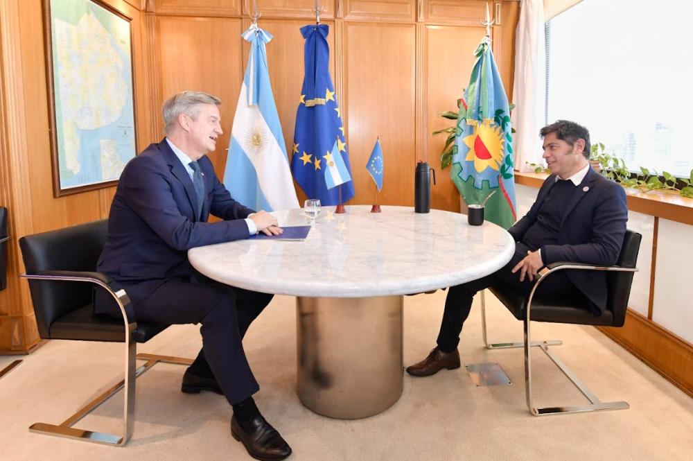 Kicillof se reunió con el embajador de la Unión Europea