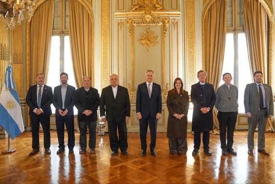 El Gobierno se reunió con la Conferencia Episcopal en al previa del Te Deum