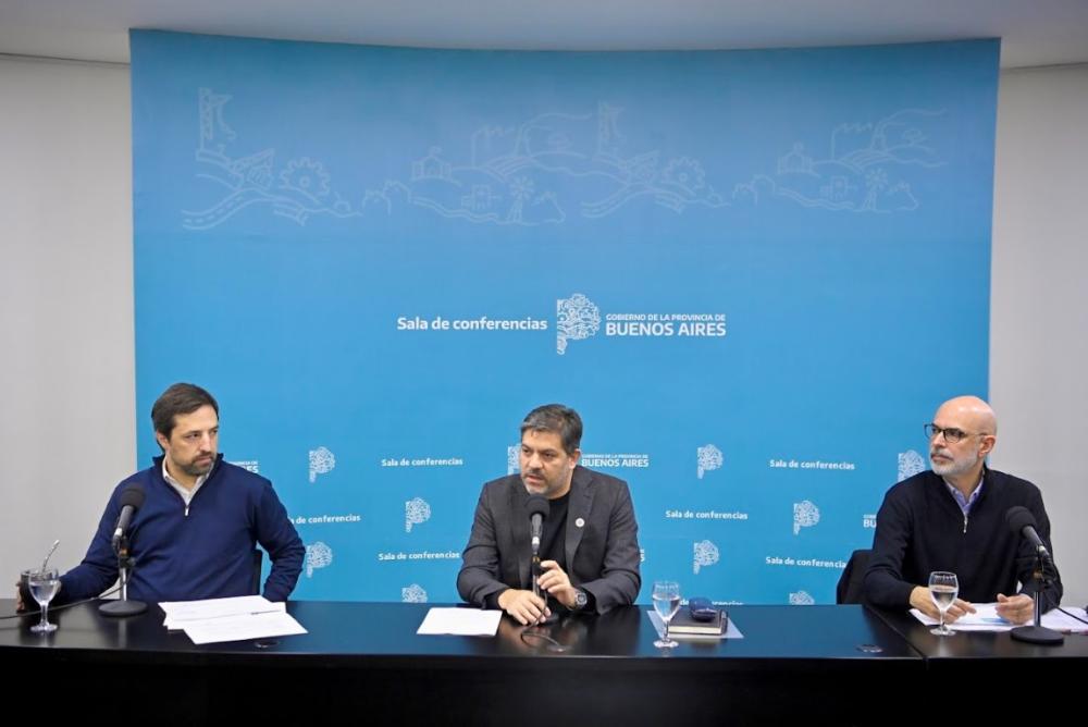 Bianco cruzó a Milei: “Vive en Narnia y se informa con tuits de Yrigoyen que le hacen sus amigos”