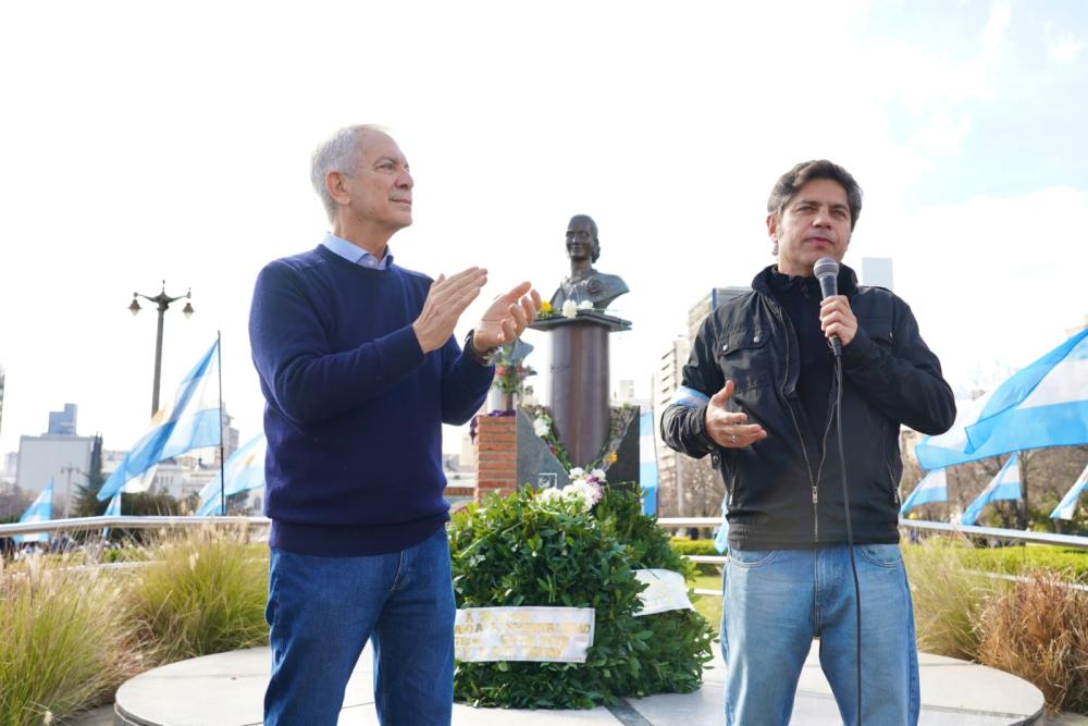 Kicillof: “El mejor homenaje a Evita es organizarnos para construir una alternativa que le devuelva a nuestro pueblo el futuro que se merece”