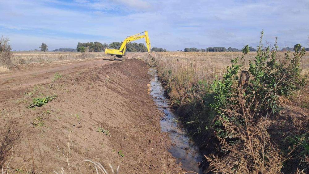 Provincia finalizó los trabajos de saneamiento del cauce Saavedra