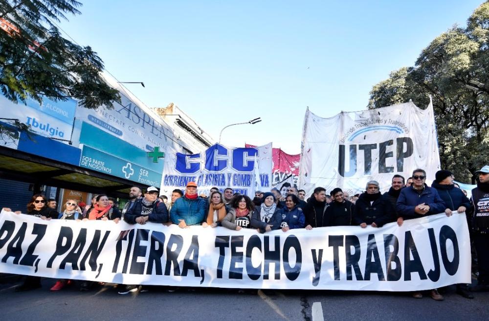 Kicillof participó de la peregrinación por el Día de San Cayetano
