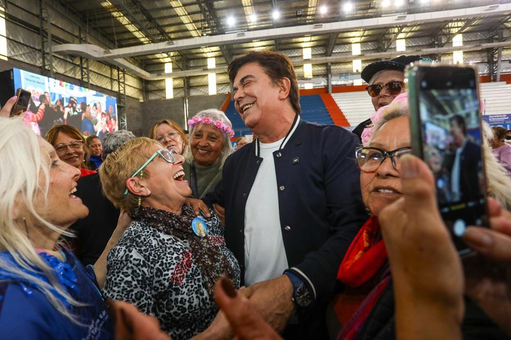 Fernando Espinoza: "Hoy un jubilado tiene que elegir entre comprar medicamentos o comer".