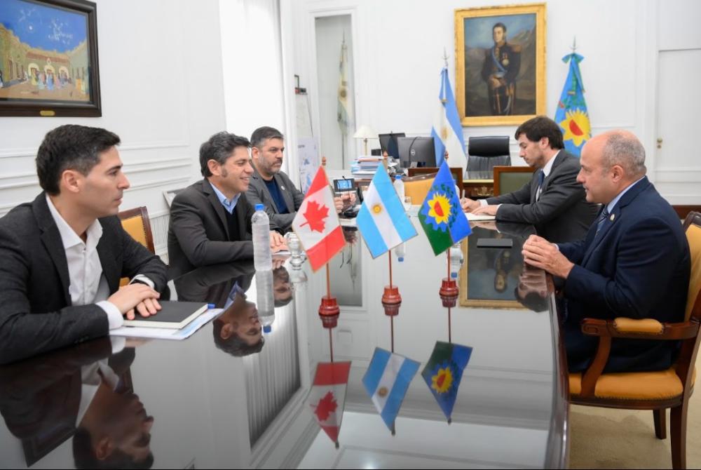 Kicillof se reunió con el embajador de Canadá