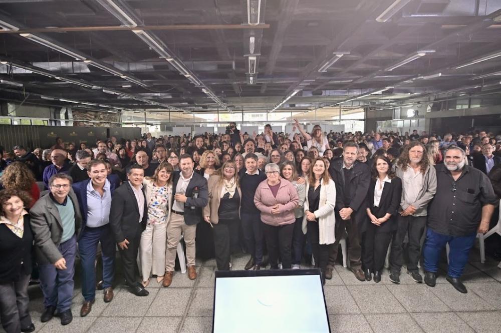 Kicillof: “No vamos a mejorar la educación con recetas importadas"