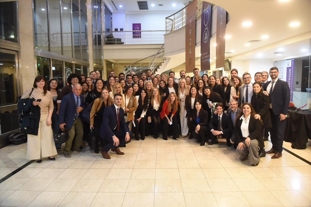 Contundente triunfo de la lista del Colegio de la Abogacía de La Plata en las elecciones para el consejo de la Magistratura Nacional Contundente triunfo de la lista del Colegio de la Abogacía de La Plata en las elecciones para el consejo de la Magistratura Nacional