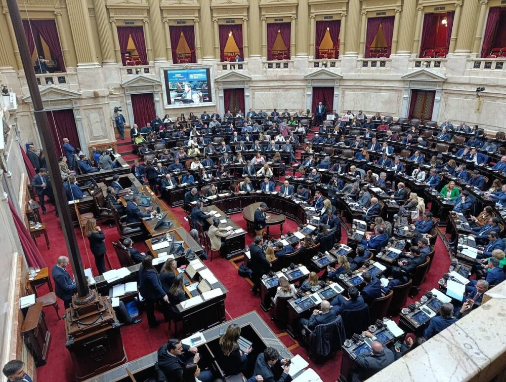 Milei zafó en Diputados: los gobernadores aliados fueron clave para frenar el rechazo al DNU 70
